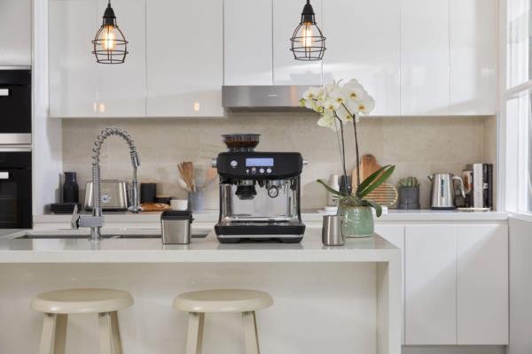 Sage The Barista Pro™ Espresso Coffee Machine - Black Truffle photo 2